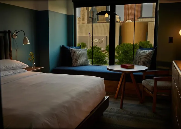 Hotel The Junto *