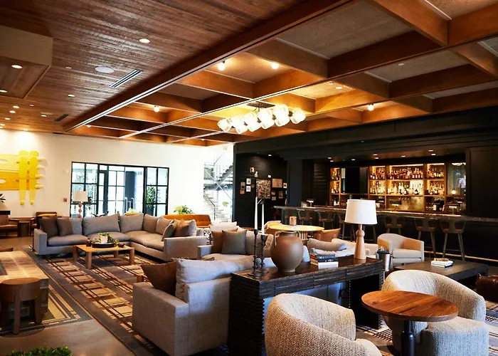 Hotel The Junto *